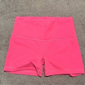 lululemon Wunder Train HR
Short 4" size 10